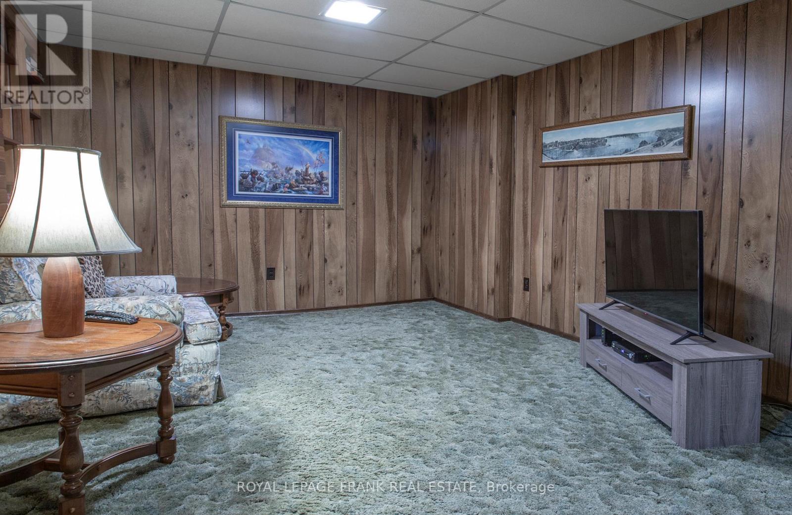 11 Cardiff Court, Whitby, Ontario  L1N 5N8 - Photo 23 - E13063932