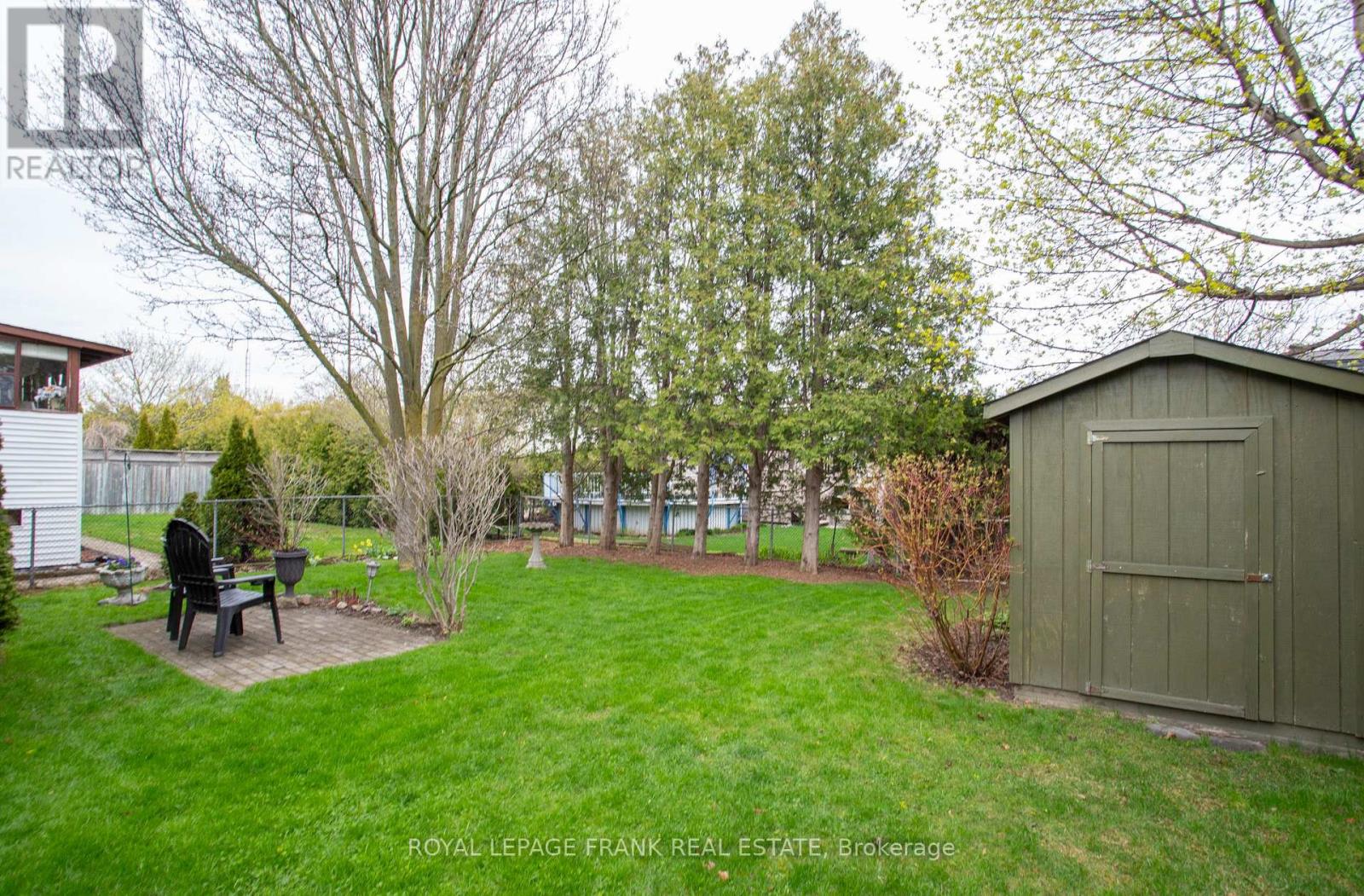 11 Cardiff Court, Whitby, Ontario  L1N 5N8 - Photo 28 - E13063932