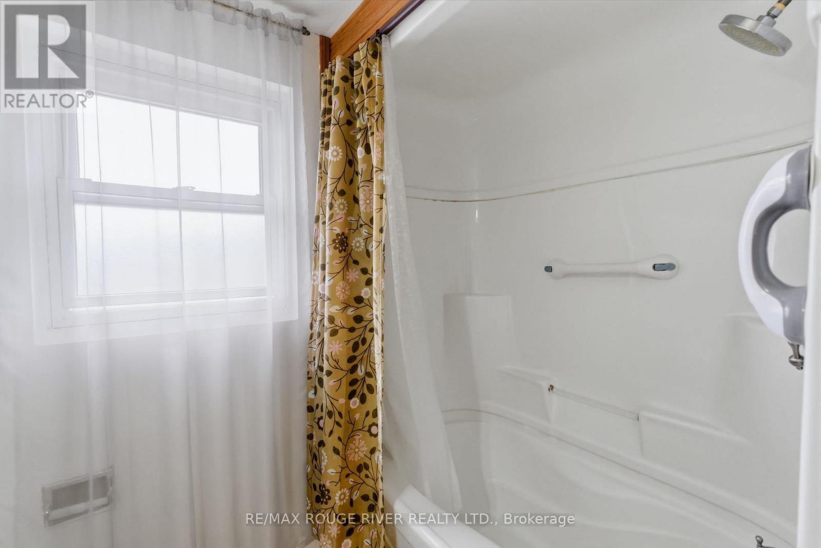 102 Bryant Road, Ajax, Ontario  L1S 2Y8 - Photo 29 - E13063992