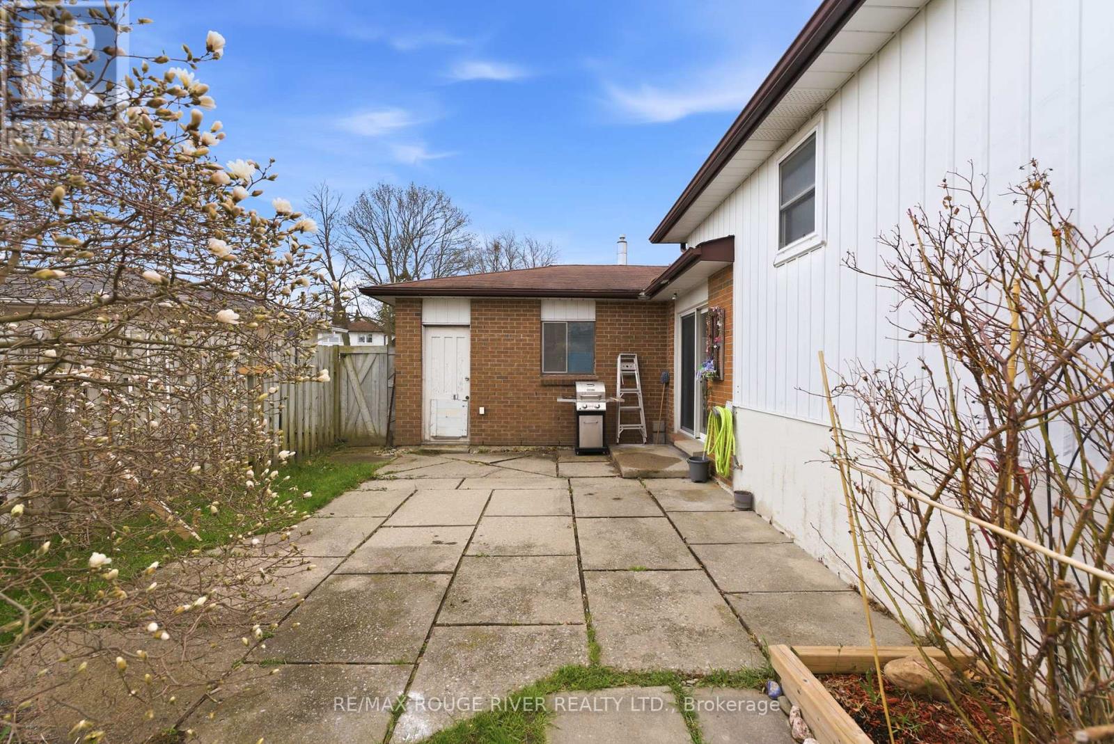 102 Bryant Road, Ajax, Ontario  L1S 2Y8 - Photo 37 - E13063992