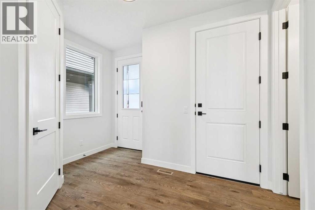 21 Albright Drive, Rural Rocky View County, Alberta  T3Z 0K6 - Photo 5 - A2298695