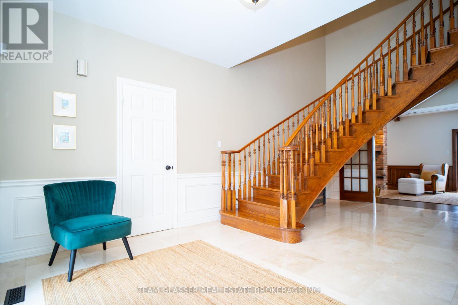 110 Mclaren Road, Milton, Ontario  L0P 1B0 - Photo 5 - W13063982