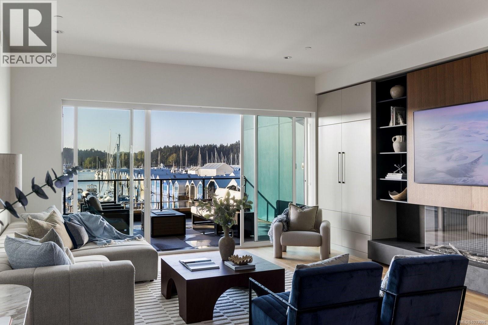 201 2270 Harbour Rd, Sidney, British Columbia