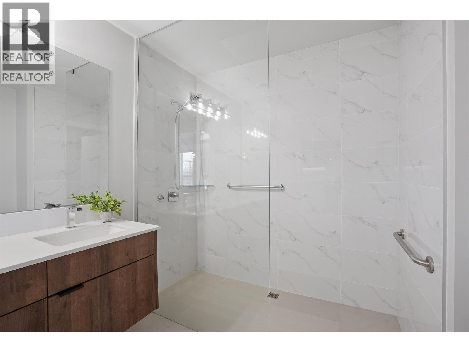 301 4686 51 Street, Ladner, British Columbia  V4K 0E5 - Photo 11 - R3116916