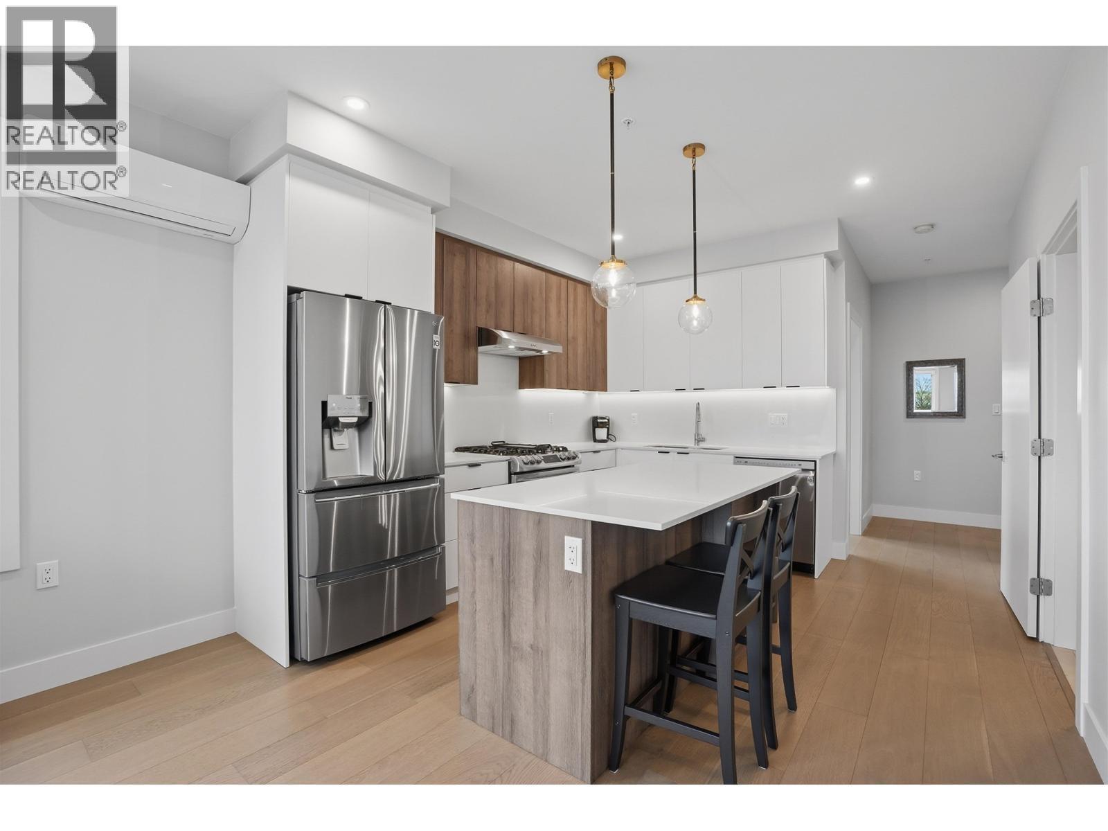 301 4686 51 Street, Ladner, British Columbia  V4K 0E5 - Photo 3 - R3116916