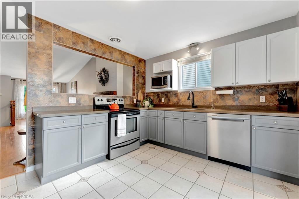 6 Weston Street, Paris, Ontario  N3L 4C1 - Photo 6 - 40824084