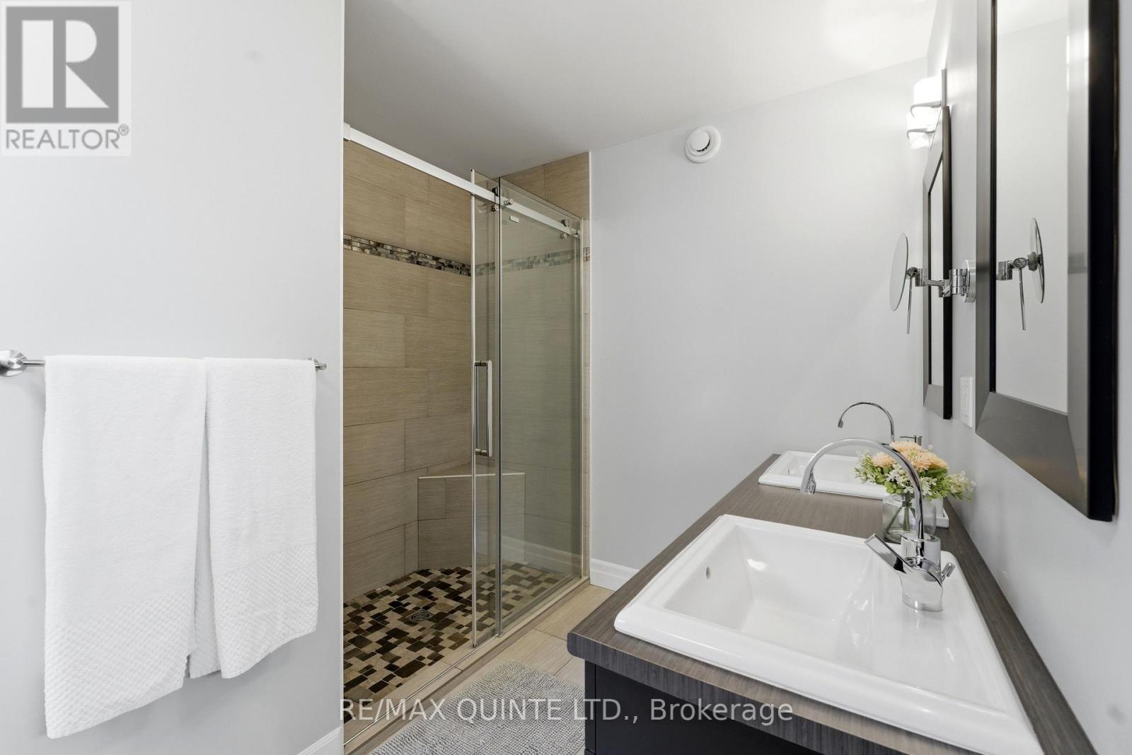 30 Vertis Court, Belleville, Ontario  K8N 0C9 - Photo 26 - X13063976