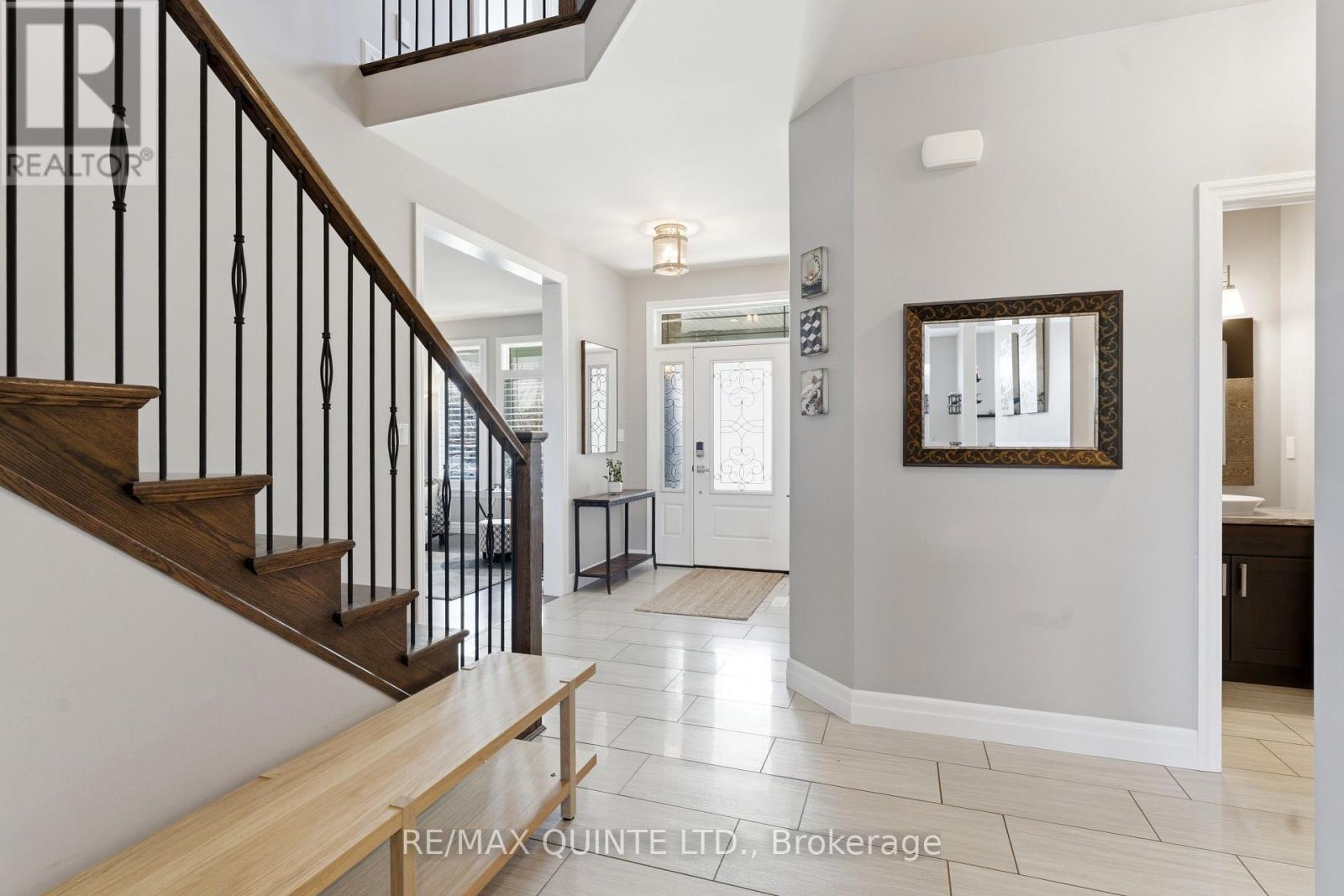 30 Vertis Court, Belleville, Ontario  K8N 0C9 - Photo 7 - X13063976