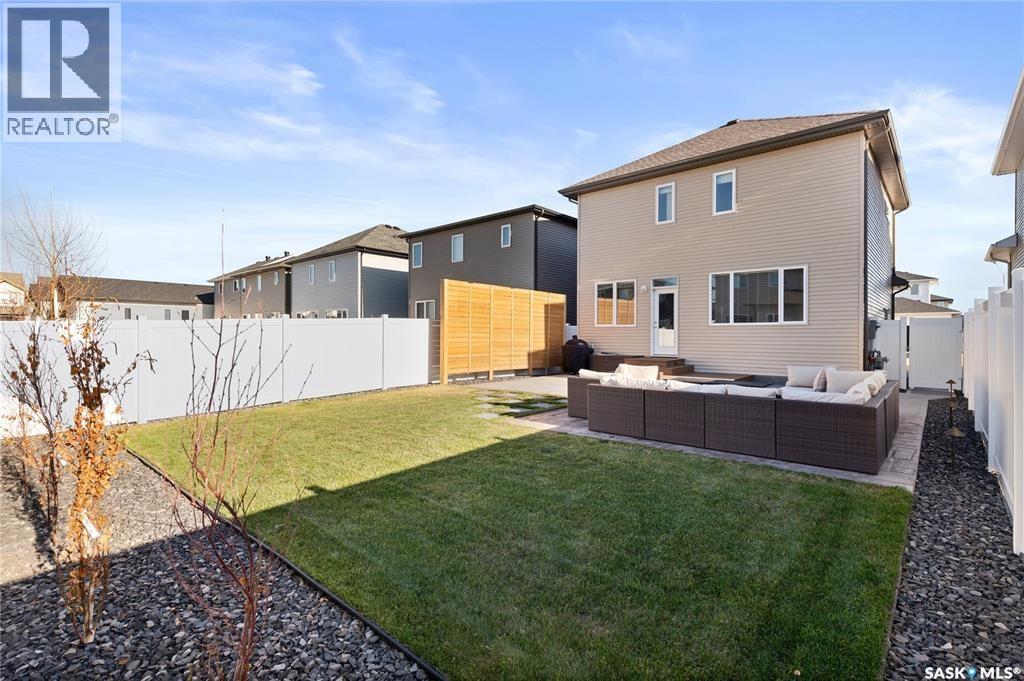 4810 Green Brooks Way E, Regina, Saskatchewan  S4V 3K6 - Photo 2 - SK034458