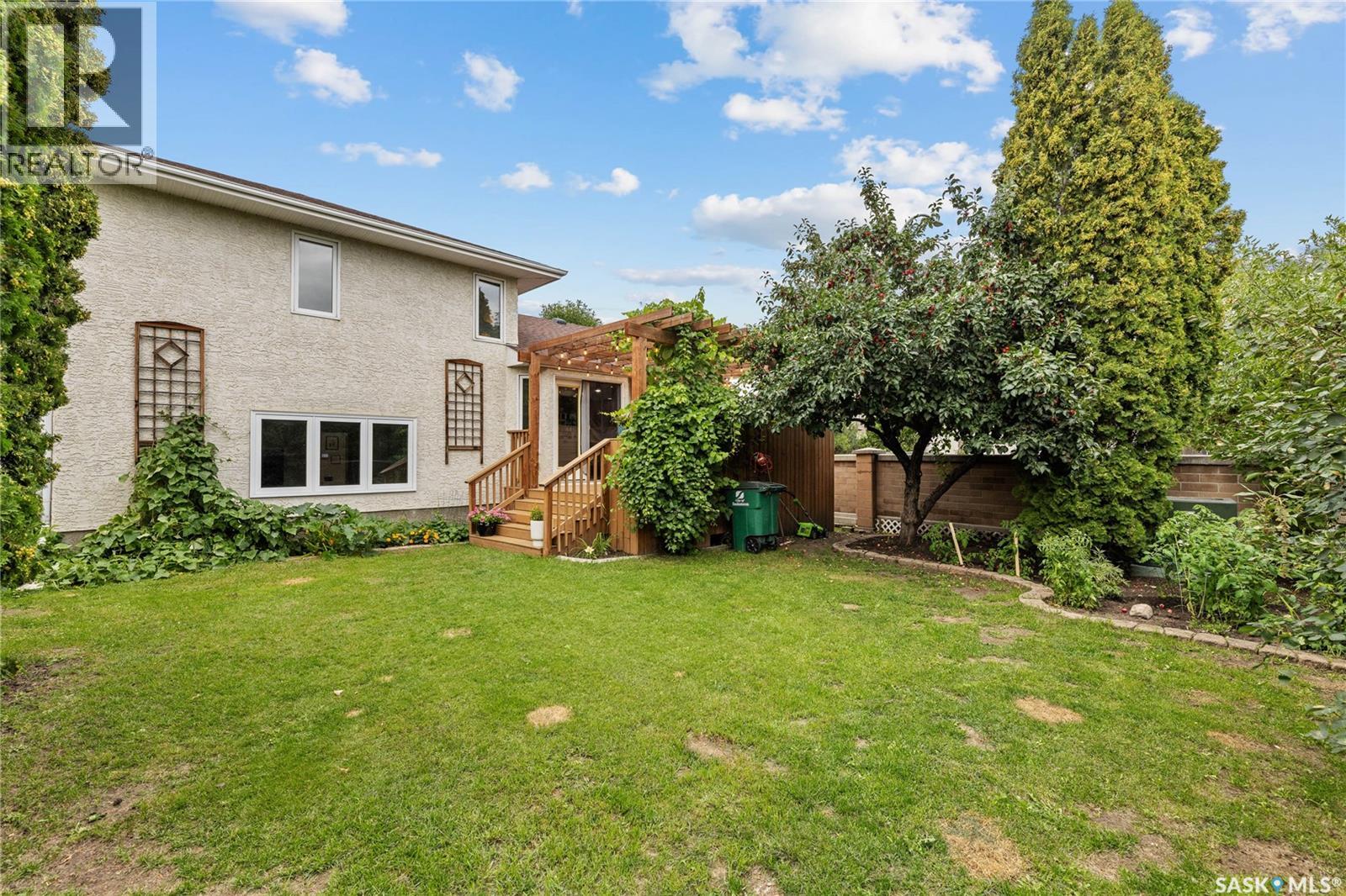619 Blackshire Crescent, Saskatoon, Saskatchewan  S7V 1B4 - Photo 36 - SK034455