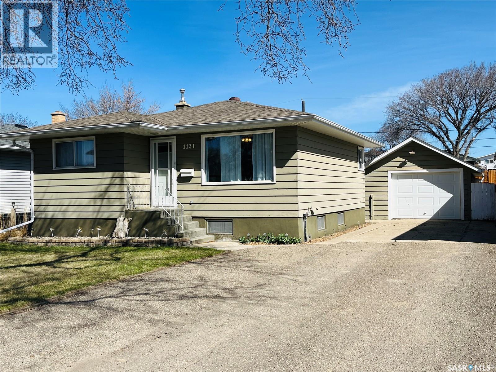 1131 Sidney STREET E, Swift Current, Saskatchewan
