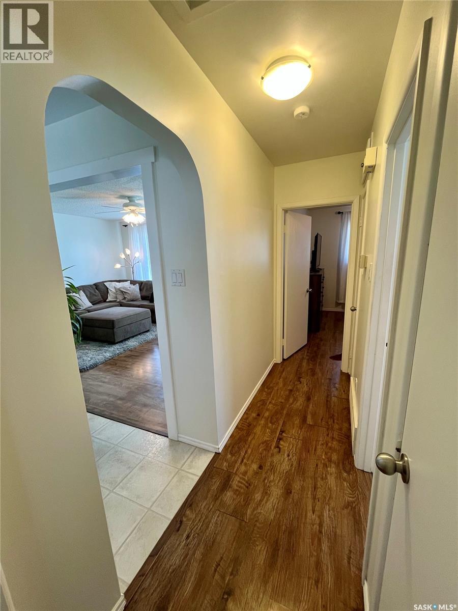 1131 Sidney Street E, Swift Current, Saskatchewan  S9H 1V1 - Photo 12 - SK034447