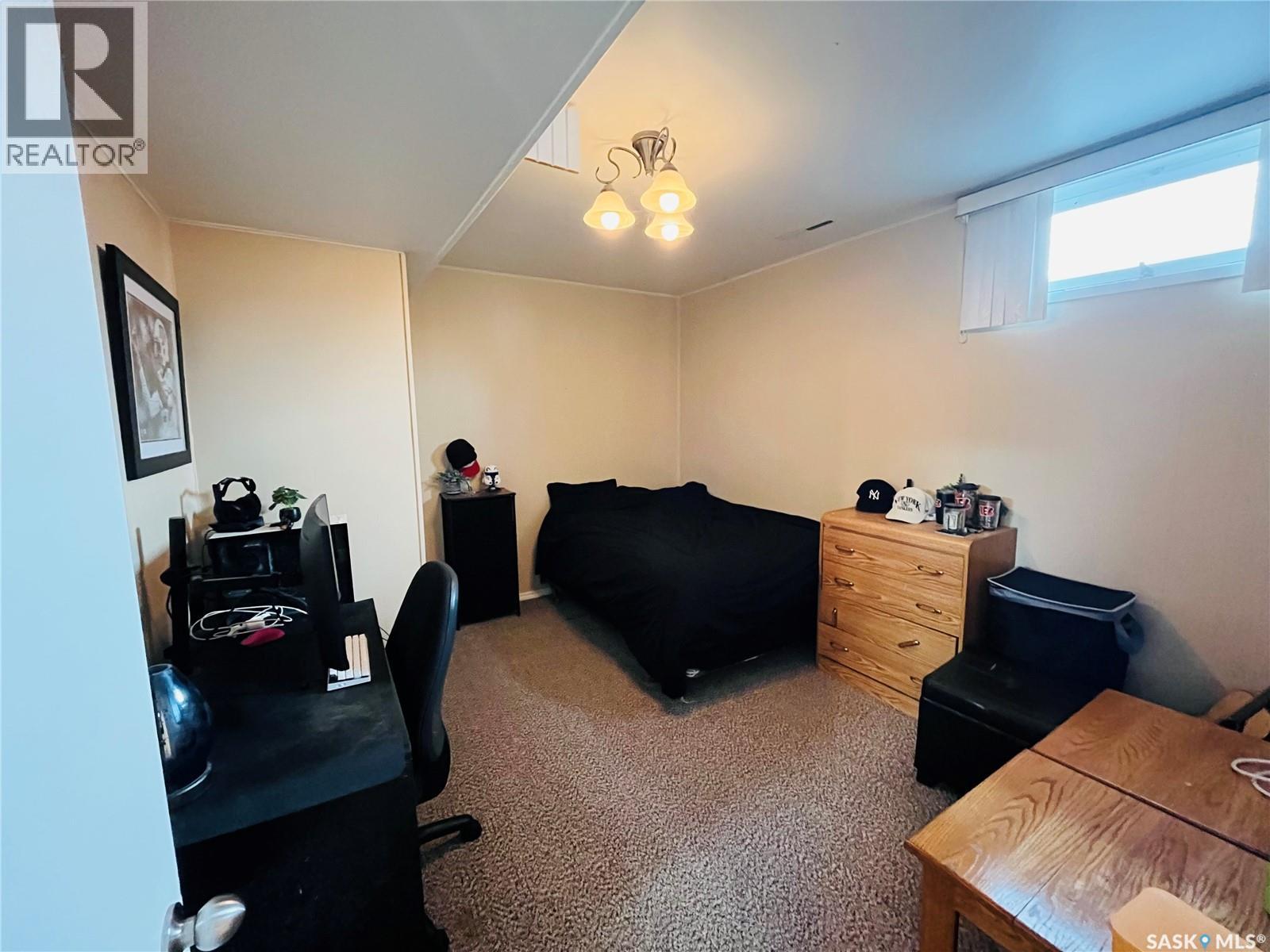 1131 Sidney Street E, Swift Current, Saskatchewan  S9H 1V1 - Photo 15 - SK034447