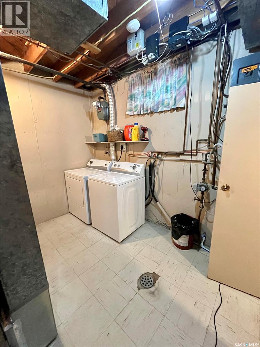 1131 Sidney Street E, Swift Current, Saskatchewan  S9H 1V1 - Photo 16 - SK034447