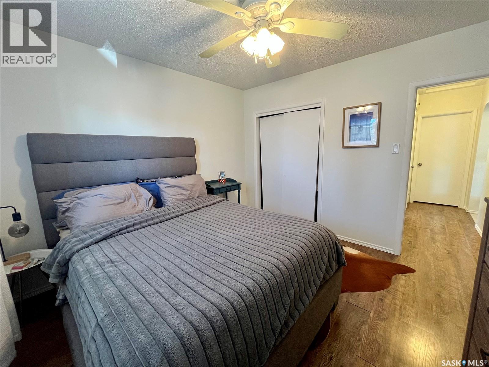 1131 Sidney Street E, Swift Current, Saskatchewan  S9H 1V1 - Photo 8 - SK034447
