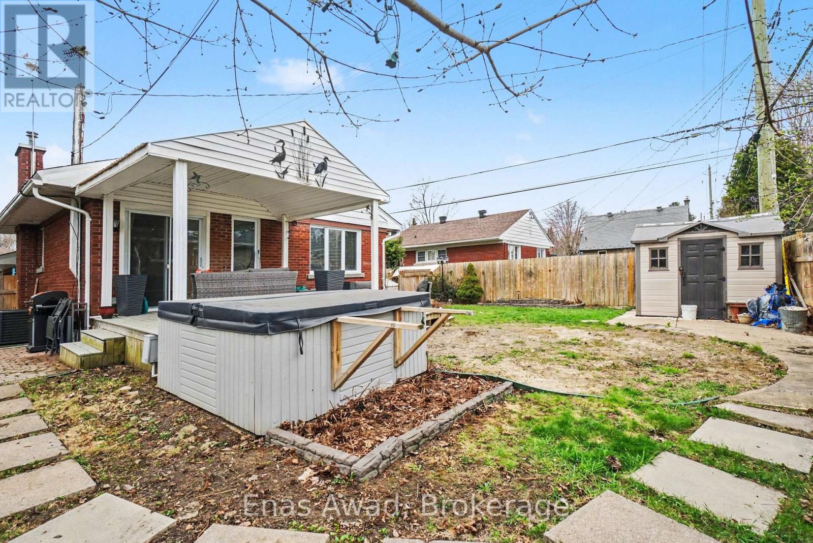 797 Hamlet Road, Ottawa, Ontario  K1G 1R1 - Photo 1 - X13064052