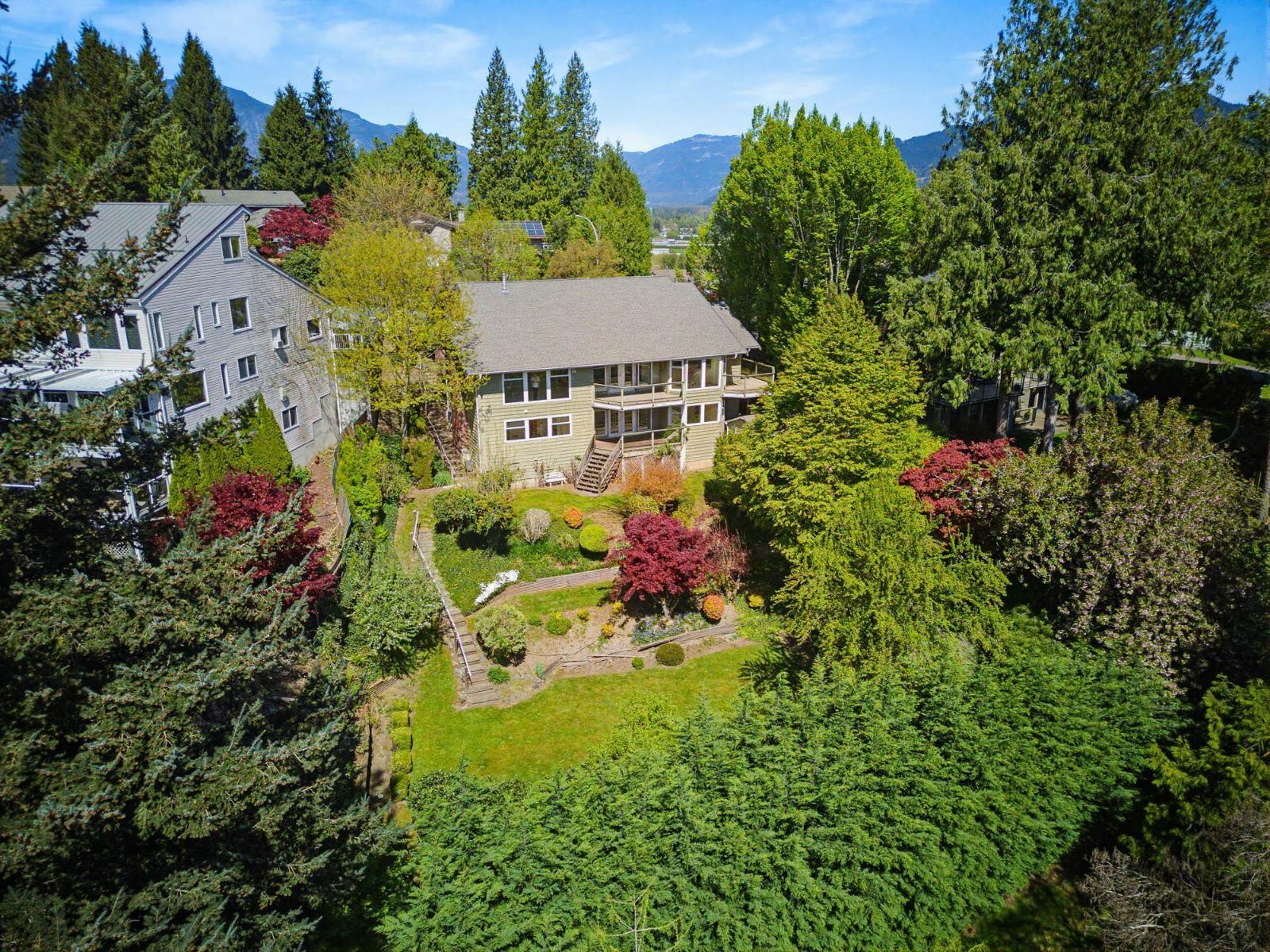 10026 FALCON CRESCENT|Little Mountain, Chilliwack, British Columbia