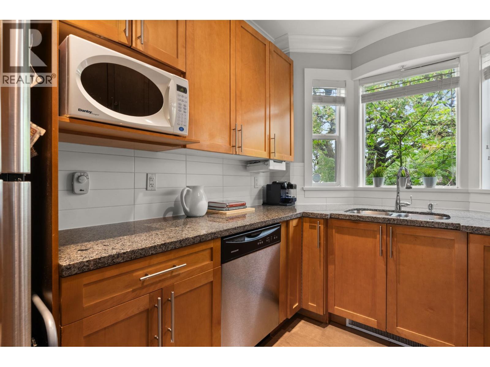 1382 E 27th Avenue, Vancouver, British Columbia  V5V 2L8 - Photo 14 - R3117764