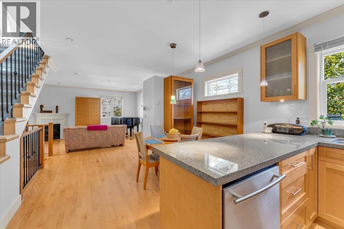 2301 Stephens Street, Vancouver, British Columbia  V6K 3W7 - Photo 4 - R3117787