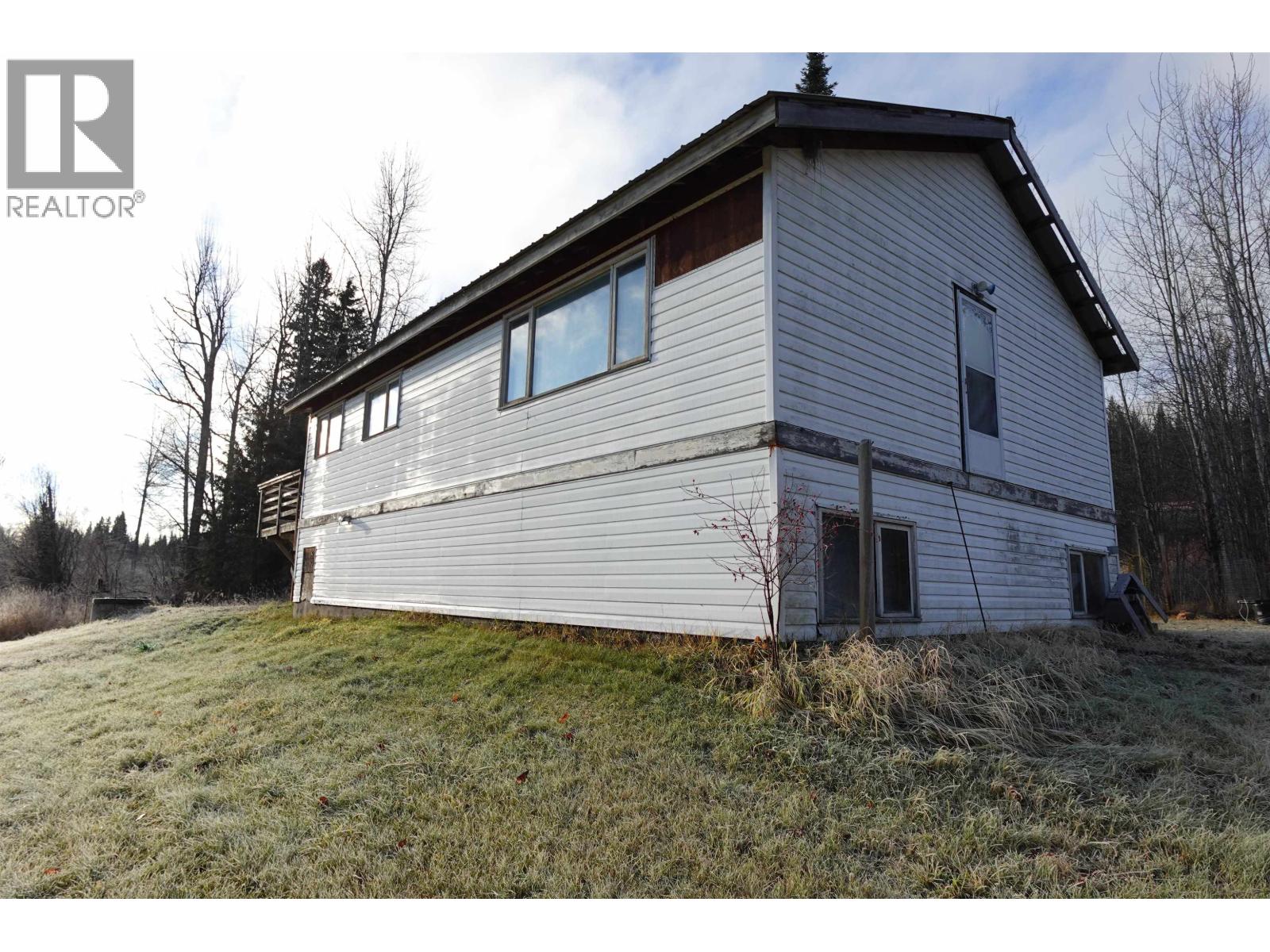 43378 N 97 Highway, Quesnel, British Columbia  V2J 6X5 - Photo 2 - R3068996
