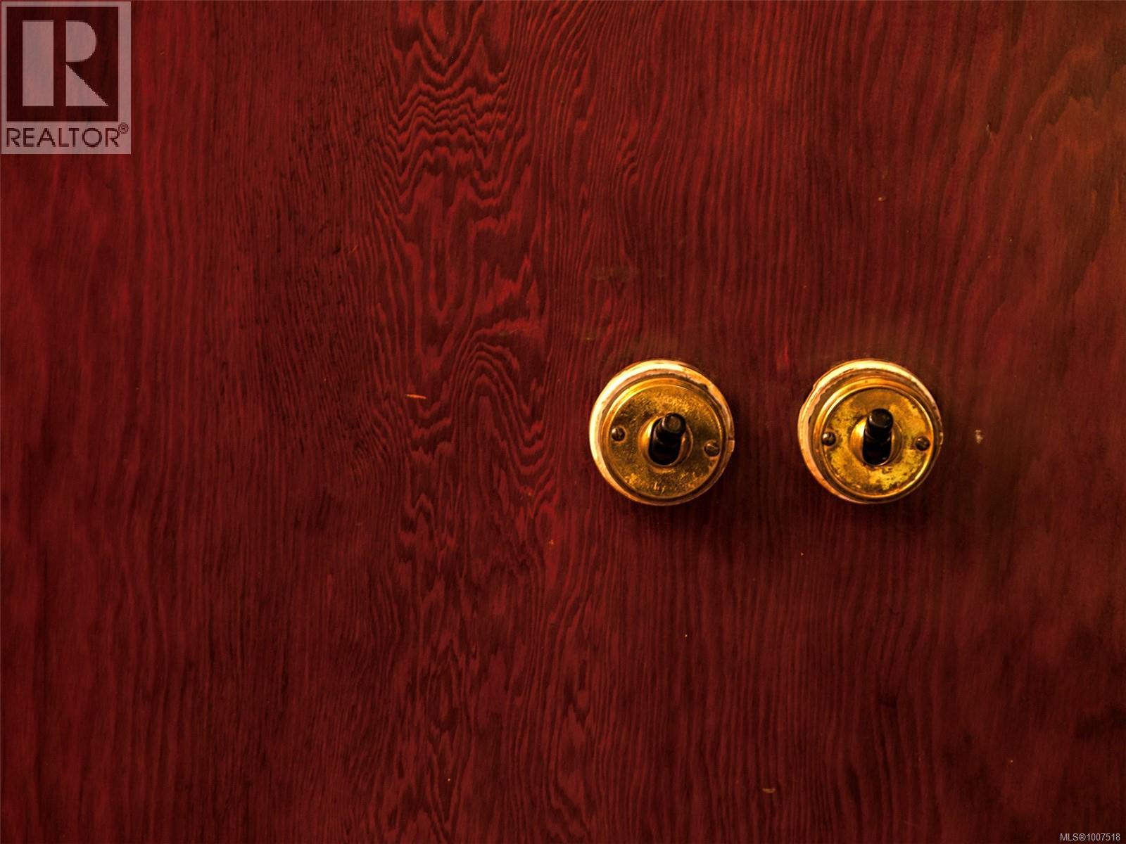 1353 Craigdarroch Rd, Victoria, British Columbia  V8S 2A6 - Photo 16 - 1007518