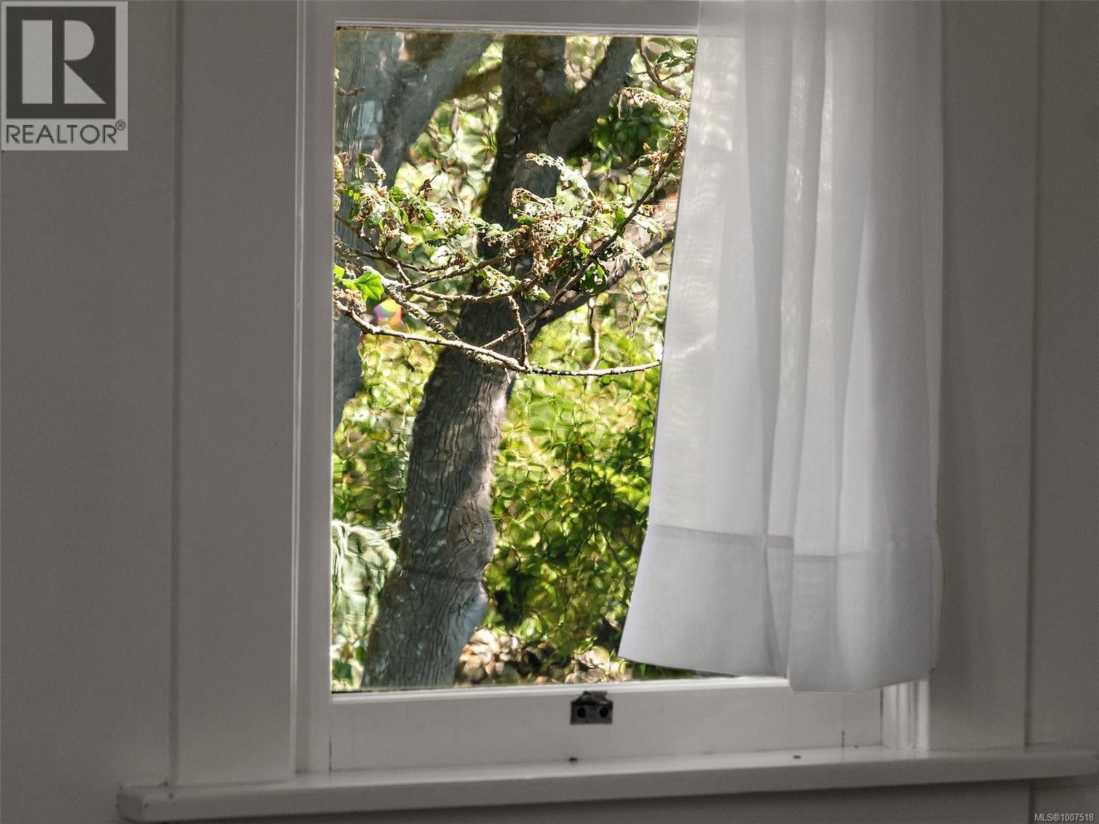 1353 Craigdarroch Rd, Victoria, British Columbia  V8S 2A6 - Photo 38 - 1007518