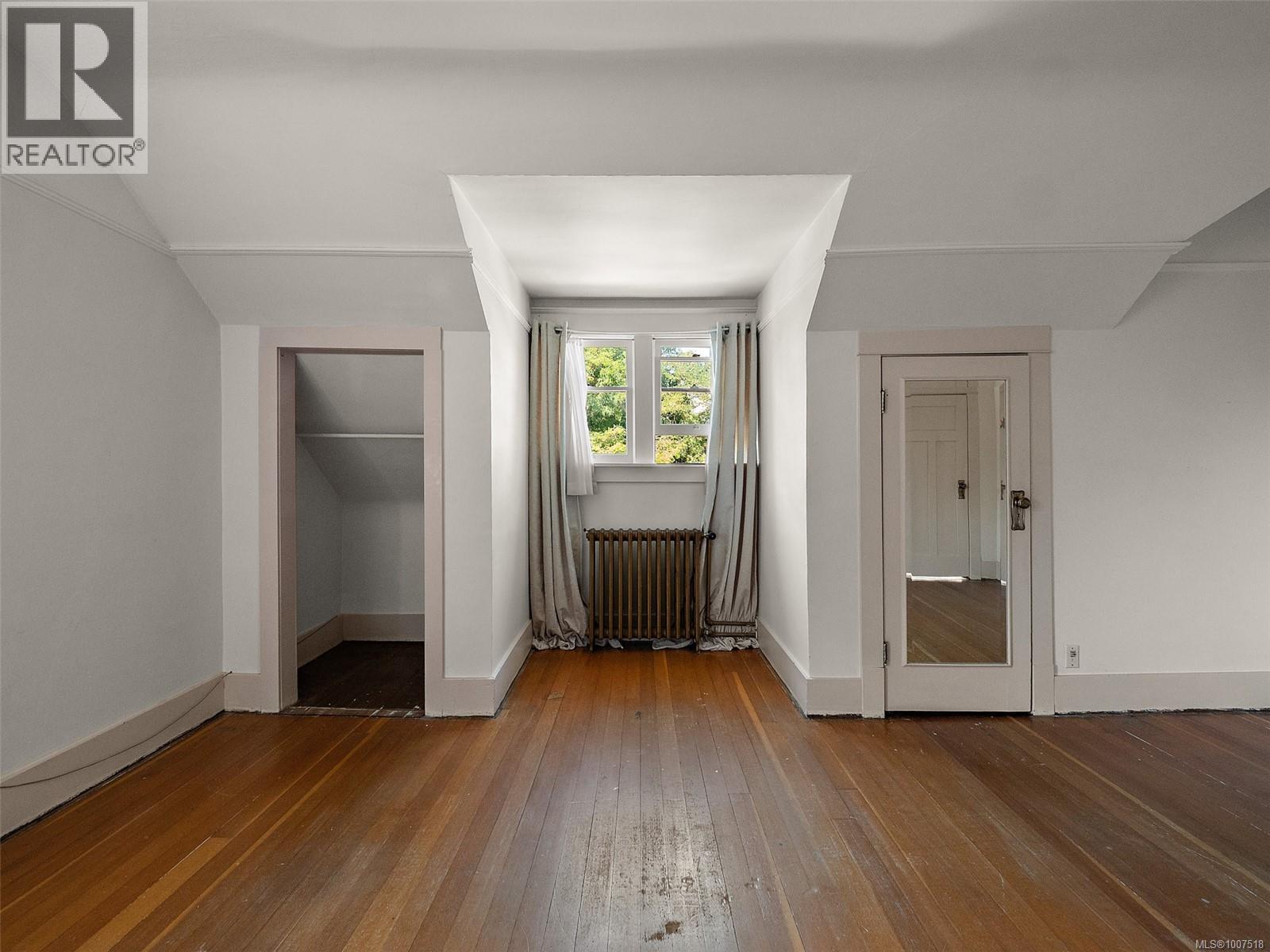 1353 Craigdarroch Rd, Victoria, British Columbia  V8S 2A6 - Photo 43 - 1007518