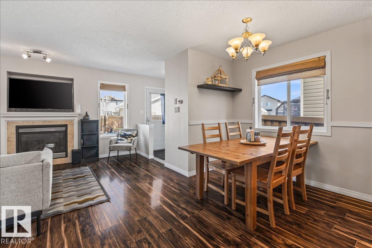 9310 Simpson Dr Nw, Edmonton, Alberta  T6R 0E4 - Photo 11 - E4484878
