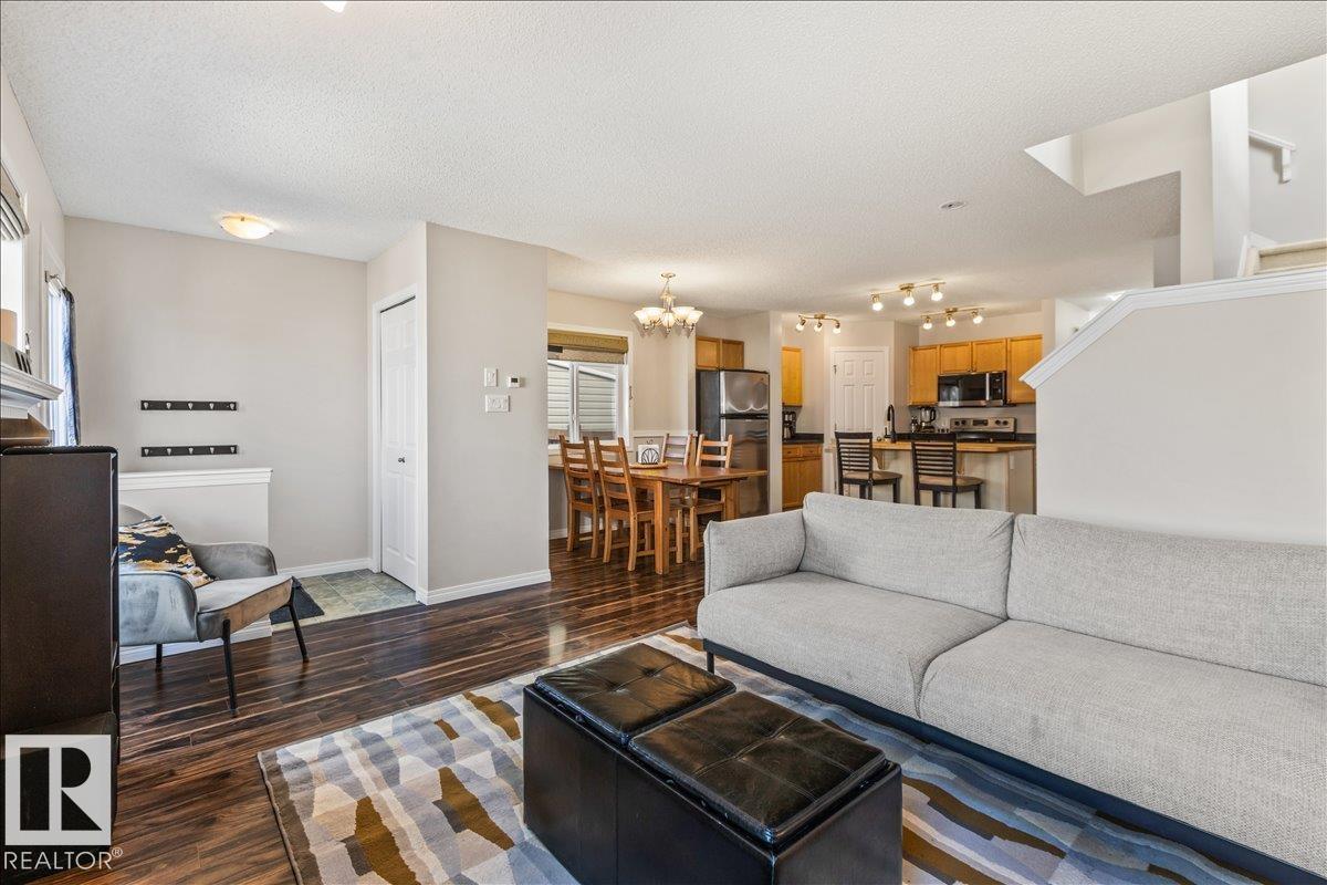 9310 Simpson Dr Nw, Edmonton, Alberta  T6R 0E4 - Photo 12 - E4484878