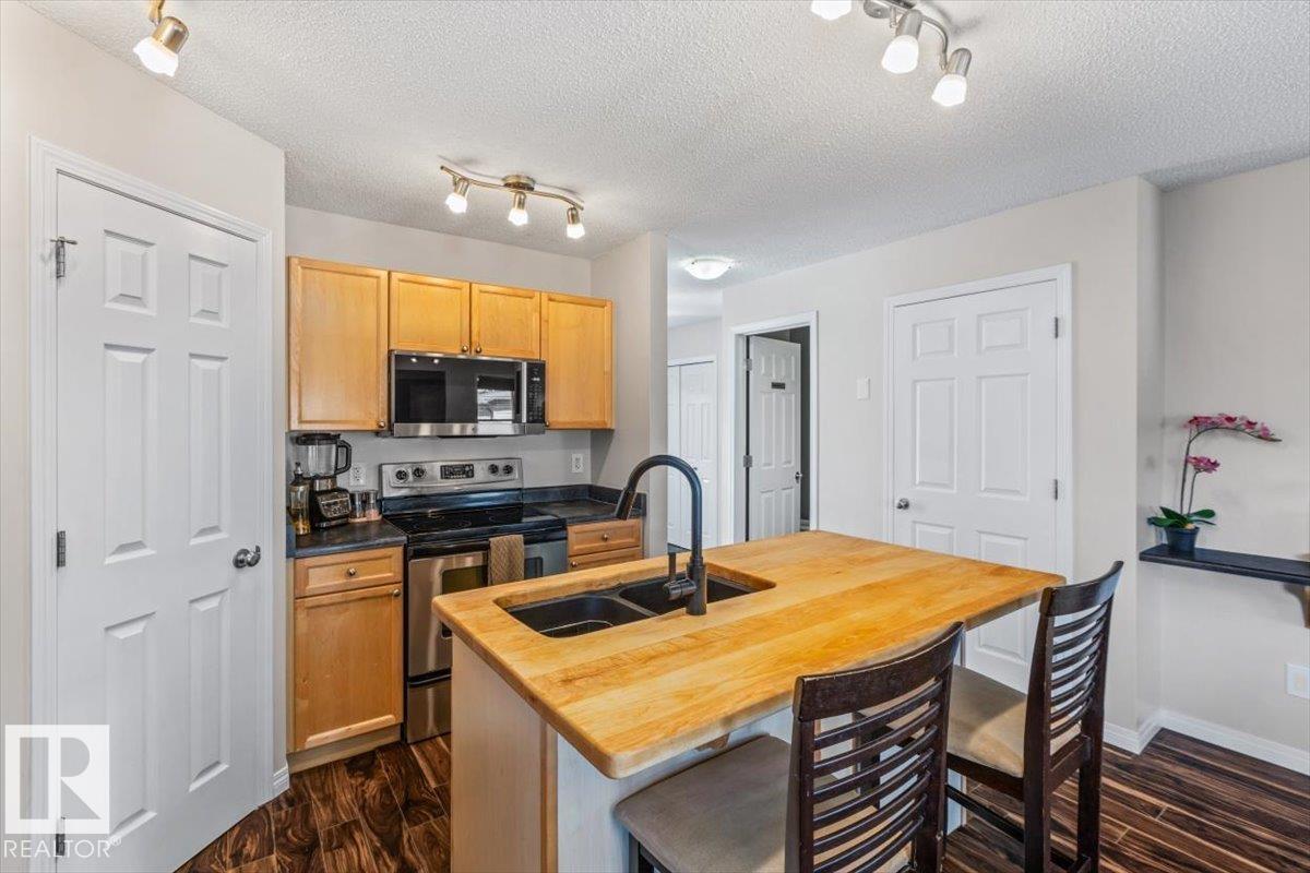 9310 Simpson Dr Nw, Edmonton, Alberta  T6R 0E4 - Photo 8 - E4484878