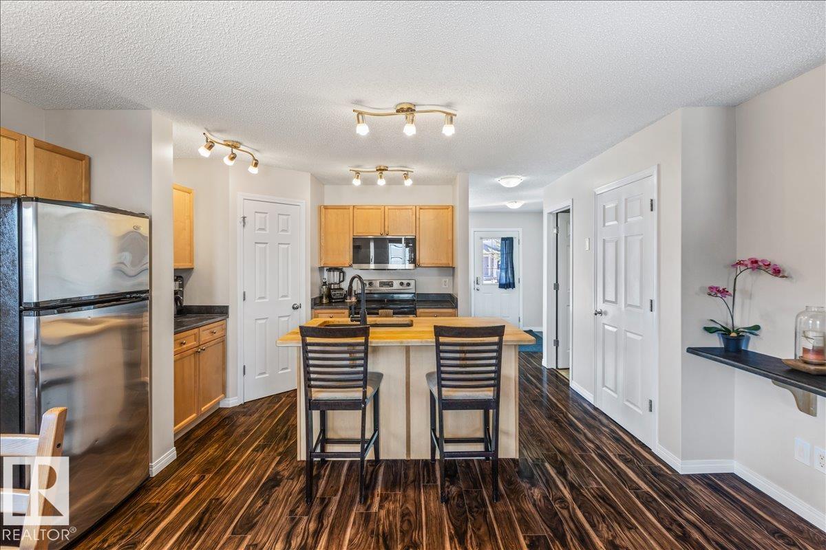 9310 Simpson Dr Nw, Edmonton, Alberta  T6R 0E4 - Photo 9 - E4484878