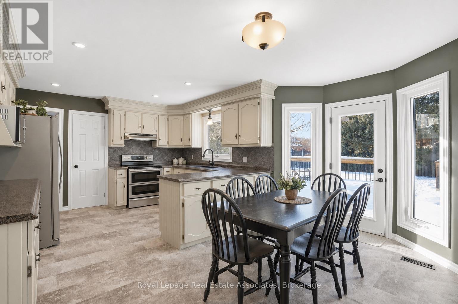 1 Meander Close, Hamilton, Ontario  L0R 1H1 - Photo 15 - X13062066