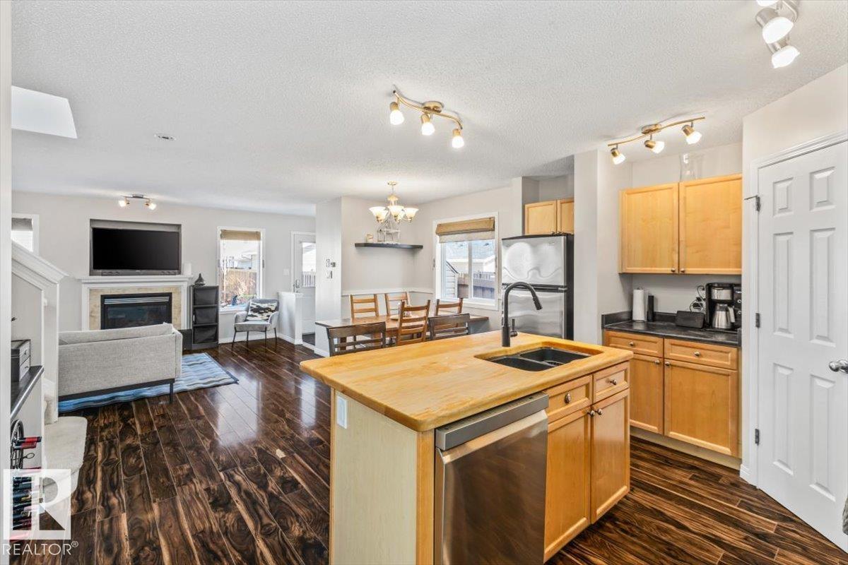 9310 Simpson Dr Nw, Edmonton, Alberta  T6R 0E4 - Photo 10 - E4484878