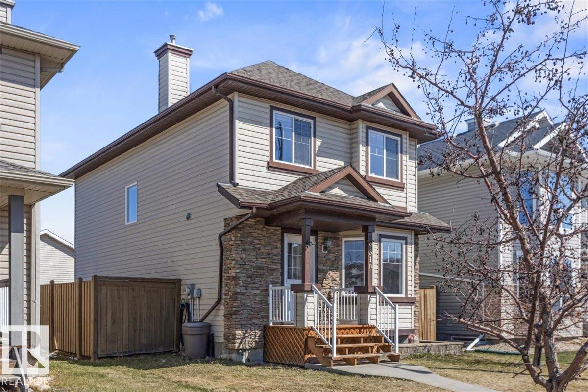 9310 Simpson Dr Nw, Edmonton, Alberta  T6R 0E4 - Photo 2 - E4484878