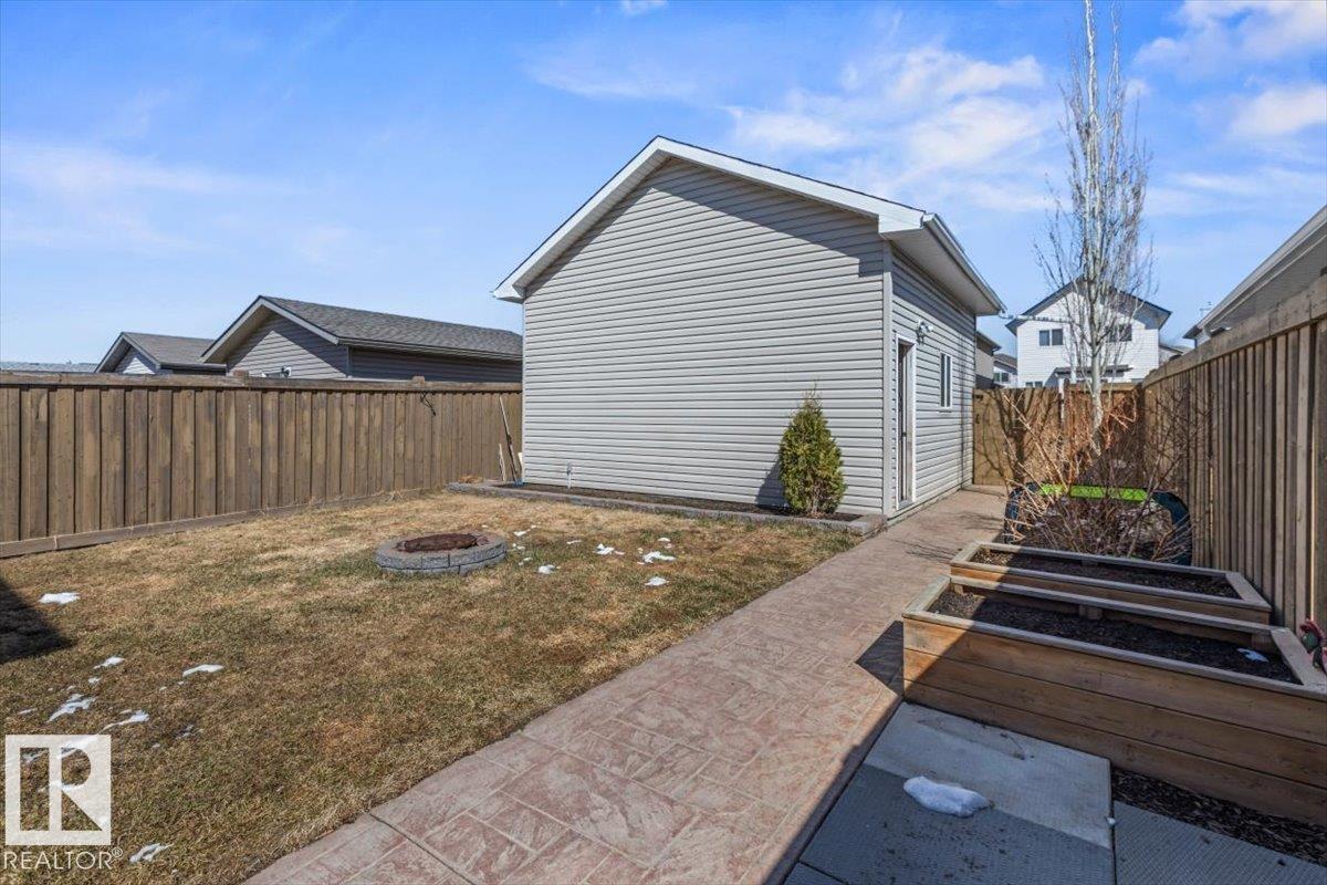 9310 Simpson Dr Nw, Edmonton, Alberta  T6R 0E4 - Photo 37 - E4484878