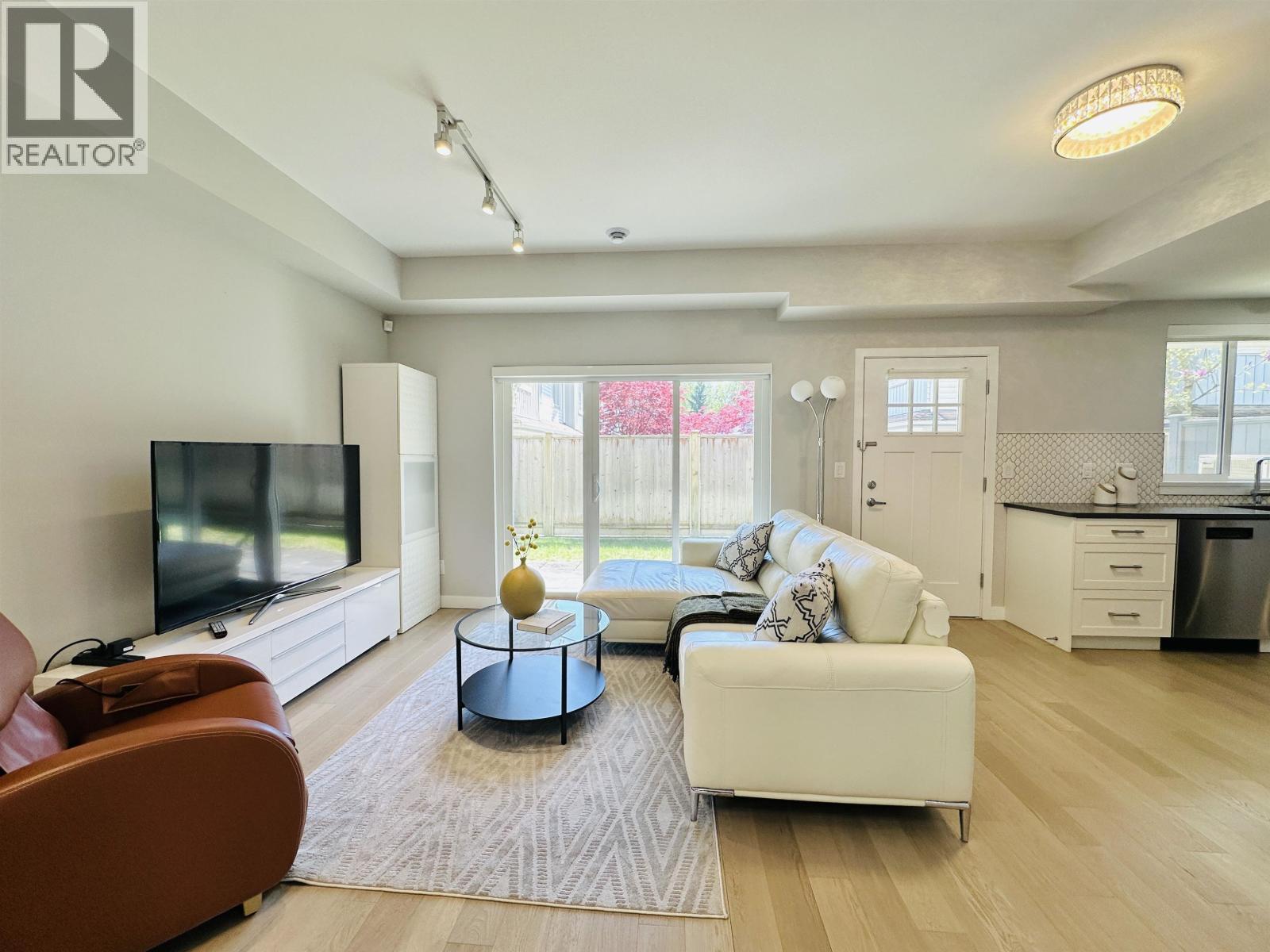 32 7180 Lechow Street, Richmond, British Columbia  V6Y 0K9 - Photo 2 - R3117652