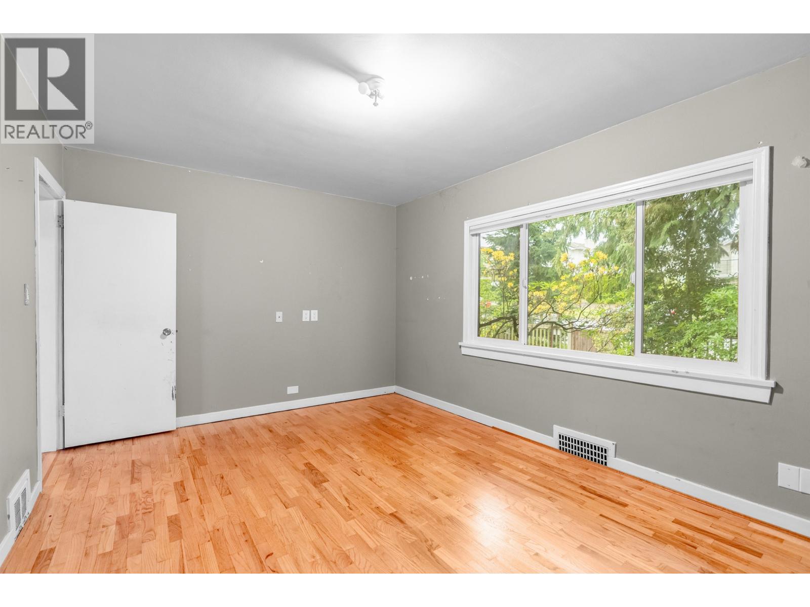 6138 Portland Street, Burnaby, British Columbia  V5J 2S2 - Photo 18 - R3117786