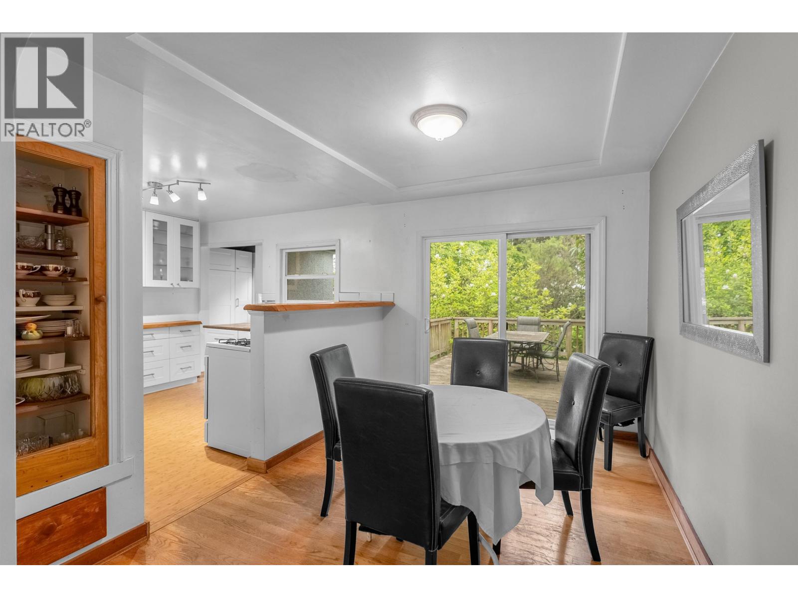 6138 Portland Street, Burnaby, British Columbia  V5J 2S2 - Photo 9 - R3117786