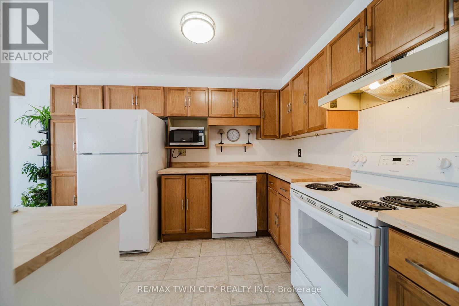 23 - 54 Green Valley Drive, Kitchener, Ontario  N2P 1Z9 - Photo 12 - X12855462