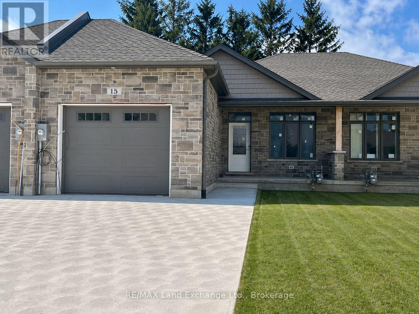 15 NYAH COURT, kincardine, Ontario