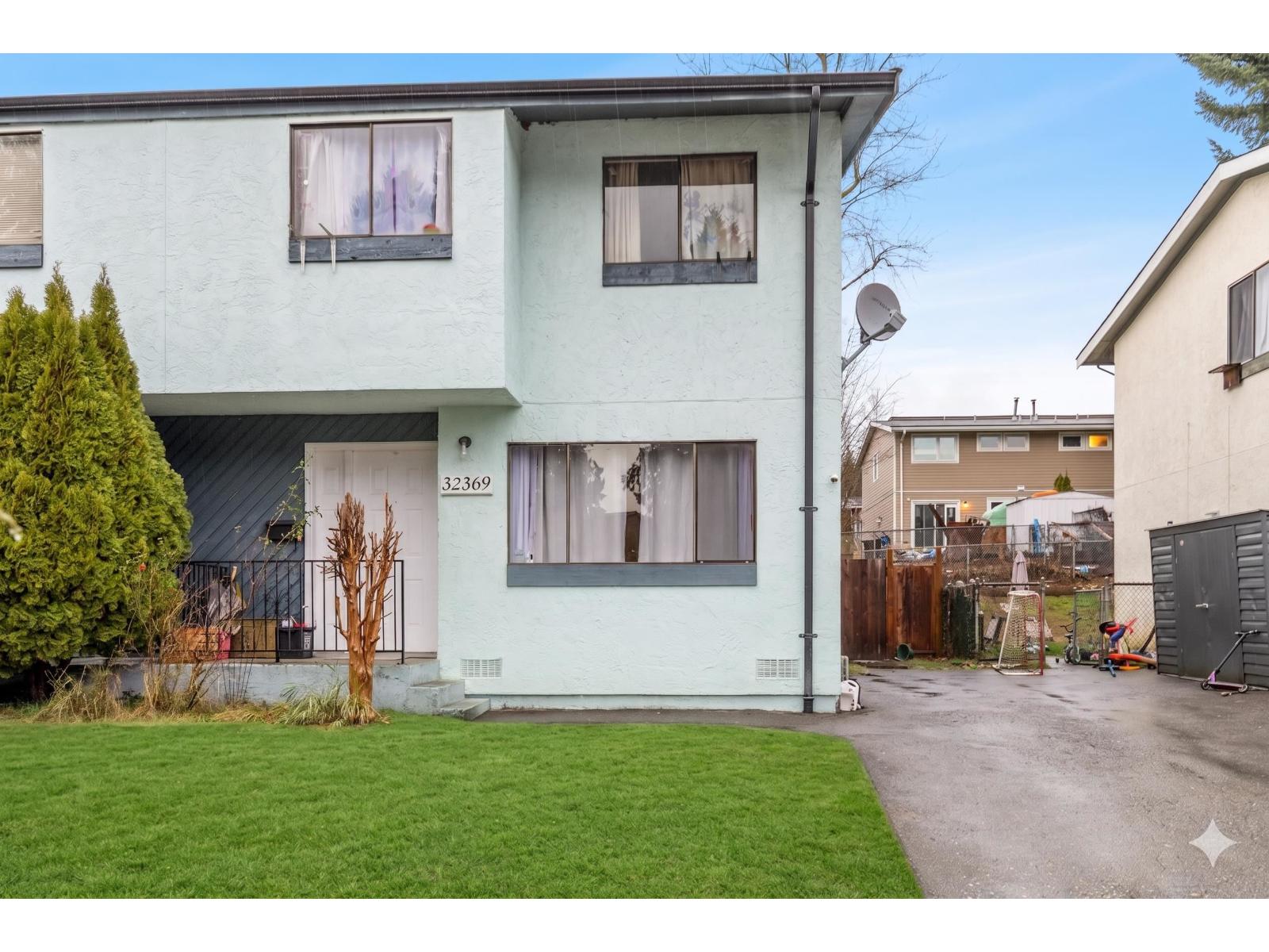 32369 Grebe Crescent, Mission, British Columbia  V2V 4Z2 - Photo 2 - R3117193