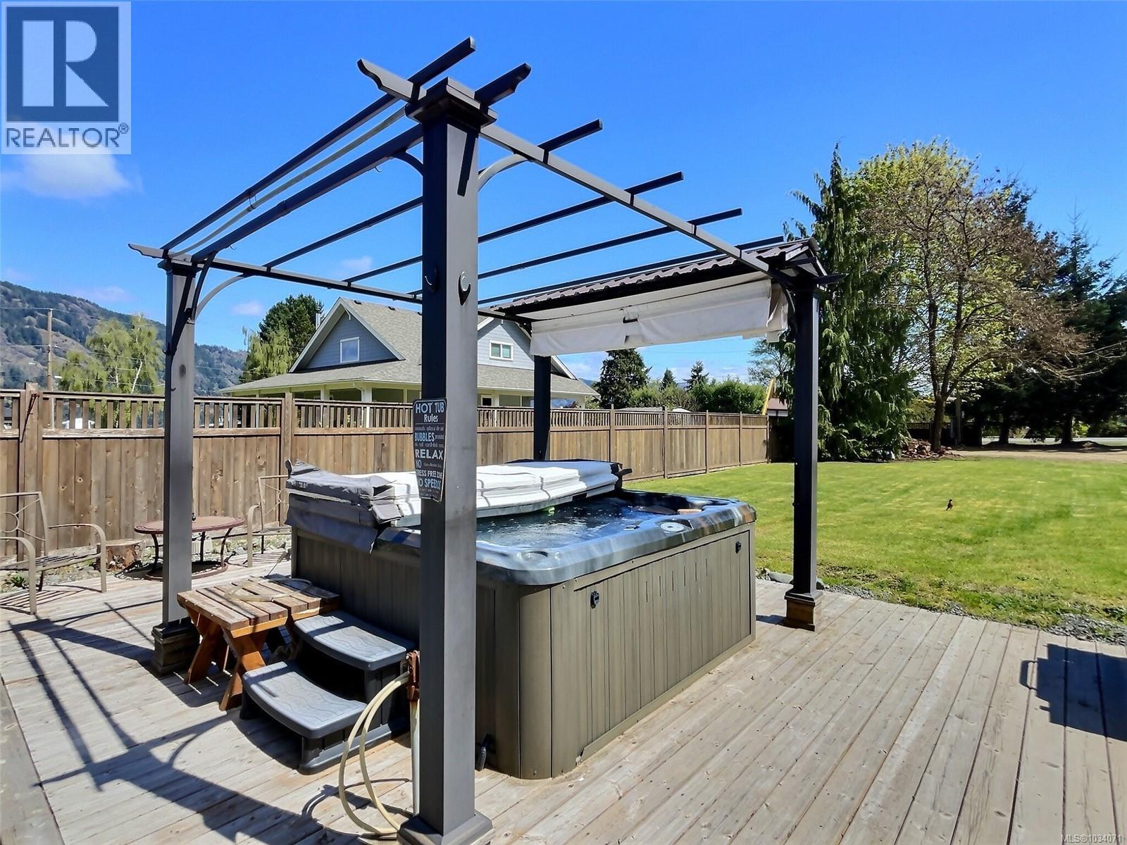 6855 Charles Pl, Honeymoon Bay, British Columbia  V0R 1Y0 - Photo 16 - 1034071