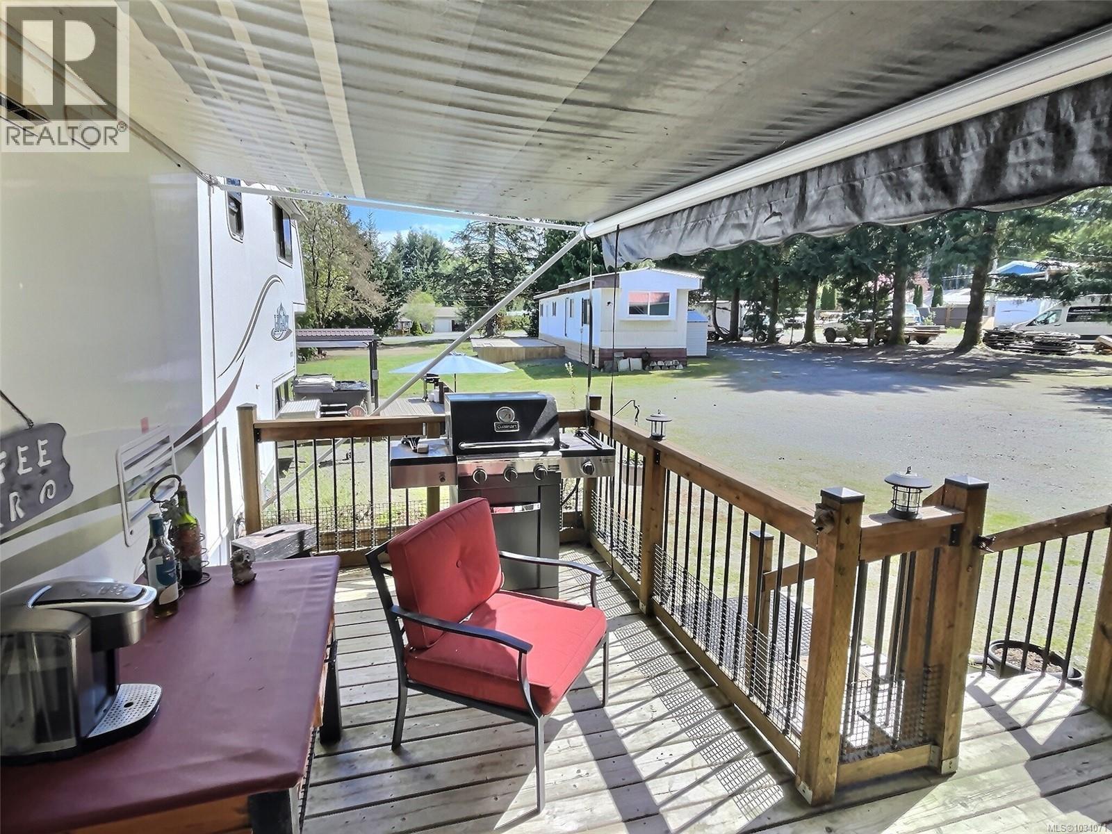 6855 Charles Pl, Honeymoon Bay, British Columbia  V0R 1Y0 - Photo 17 - 1034071