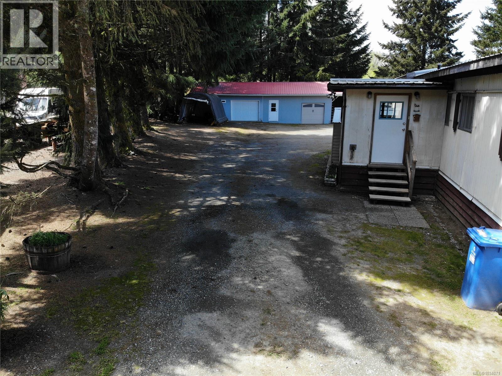 6855 Charles Pl, Honeymoon Bay, British Columbia  V0R 1Y0 - Photo 4 - 1034071