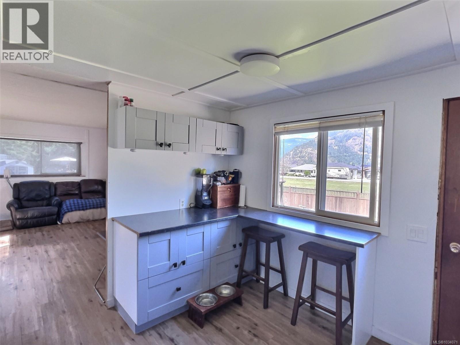 6855 Charles Pl, Honeymoon Bay, British Columbia  V0R 1Y0 - Photo 10 - 1034071