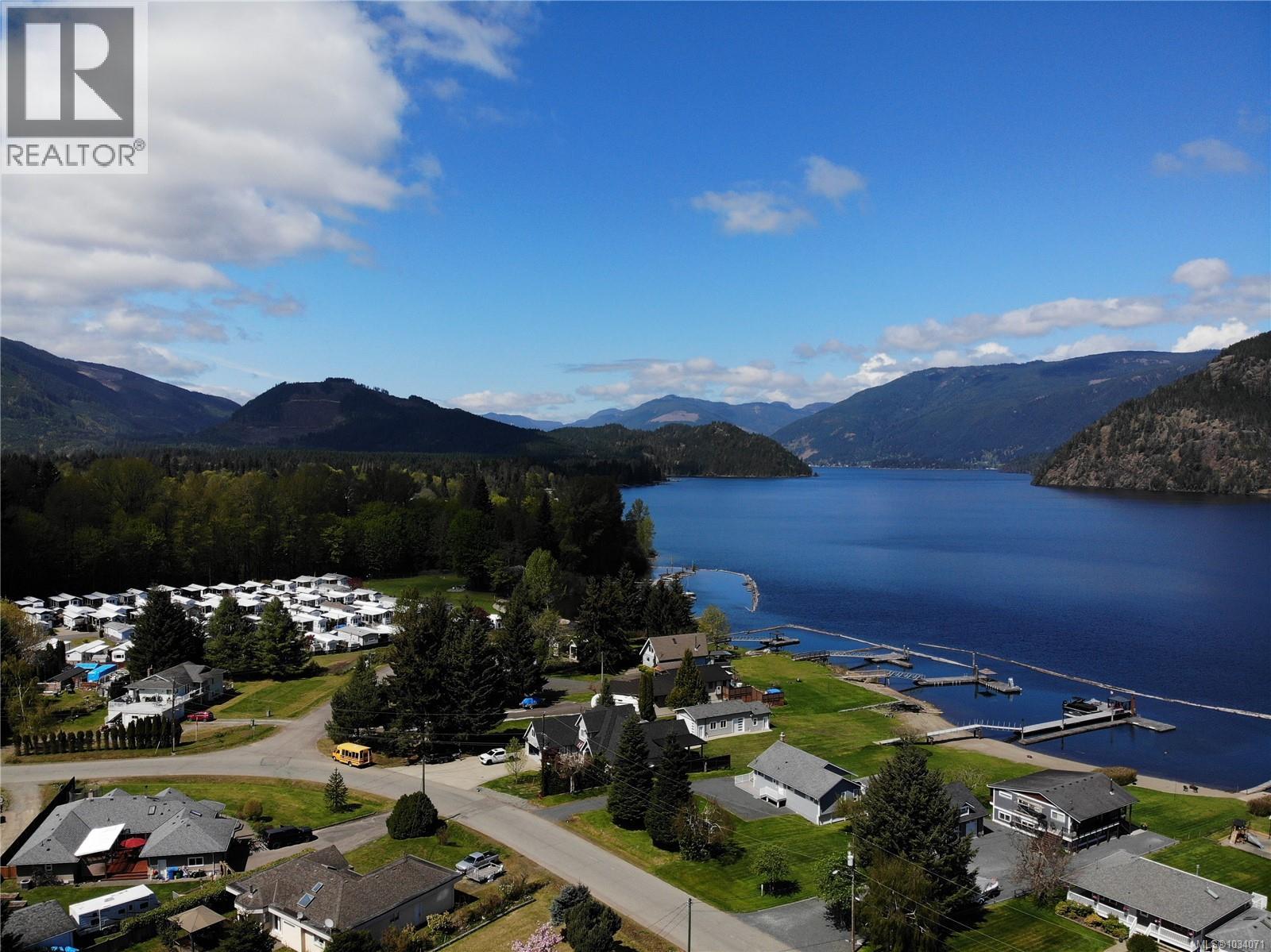 6855 Charles Pl, Honeymoon Bay, British Columbia  V0R 1Y0 - Photo 7 - 1034071