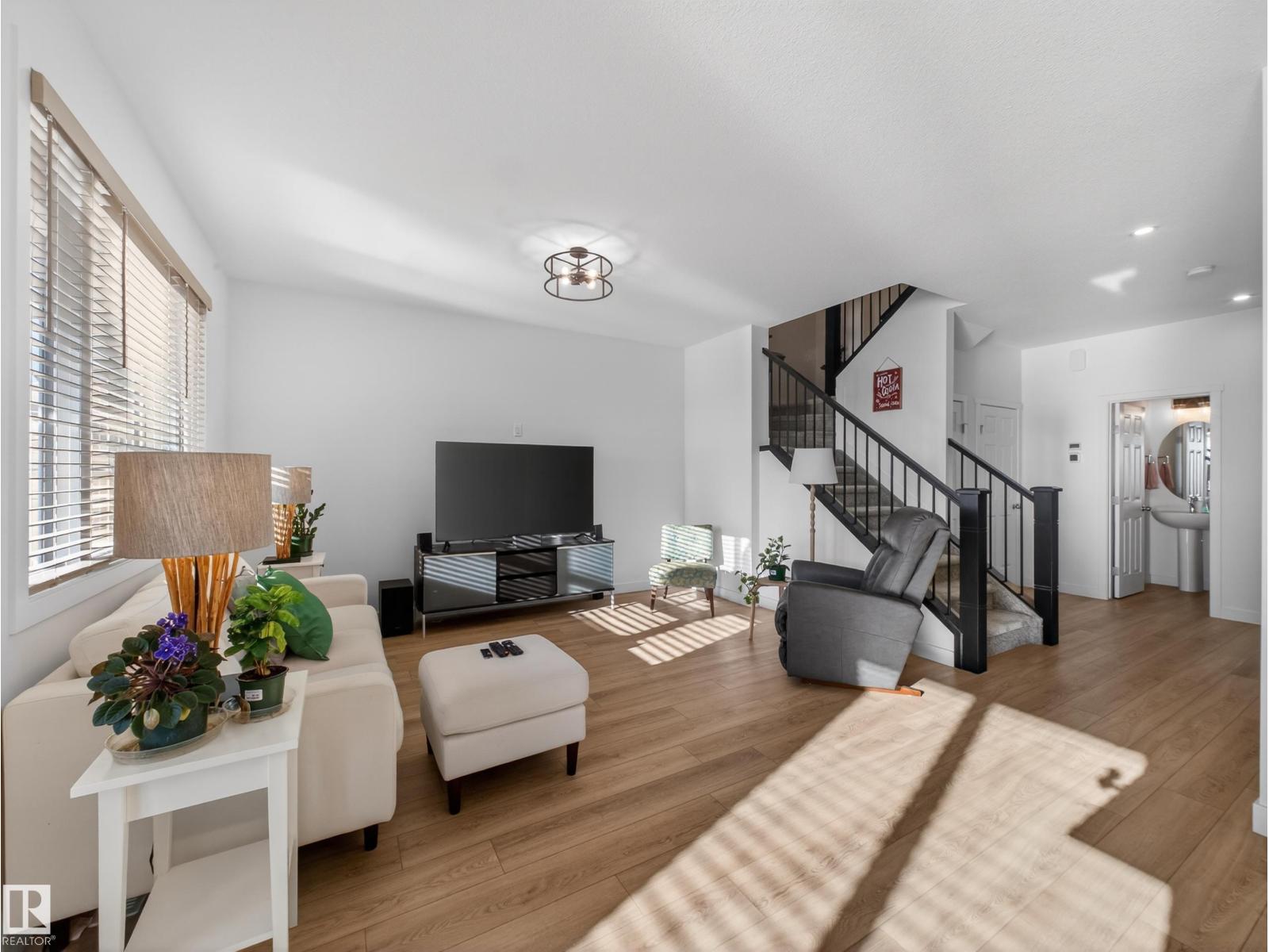 216 Caledon Cr, Spruce Grove, Alberta  T7X 0T6 - Photo 4 - E4484917