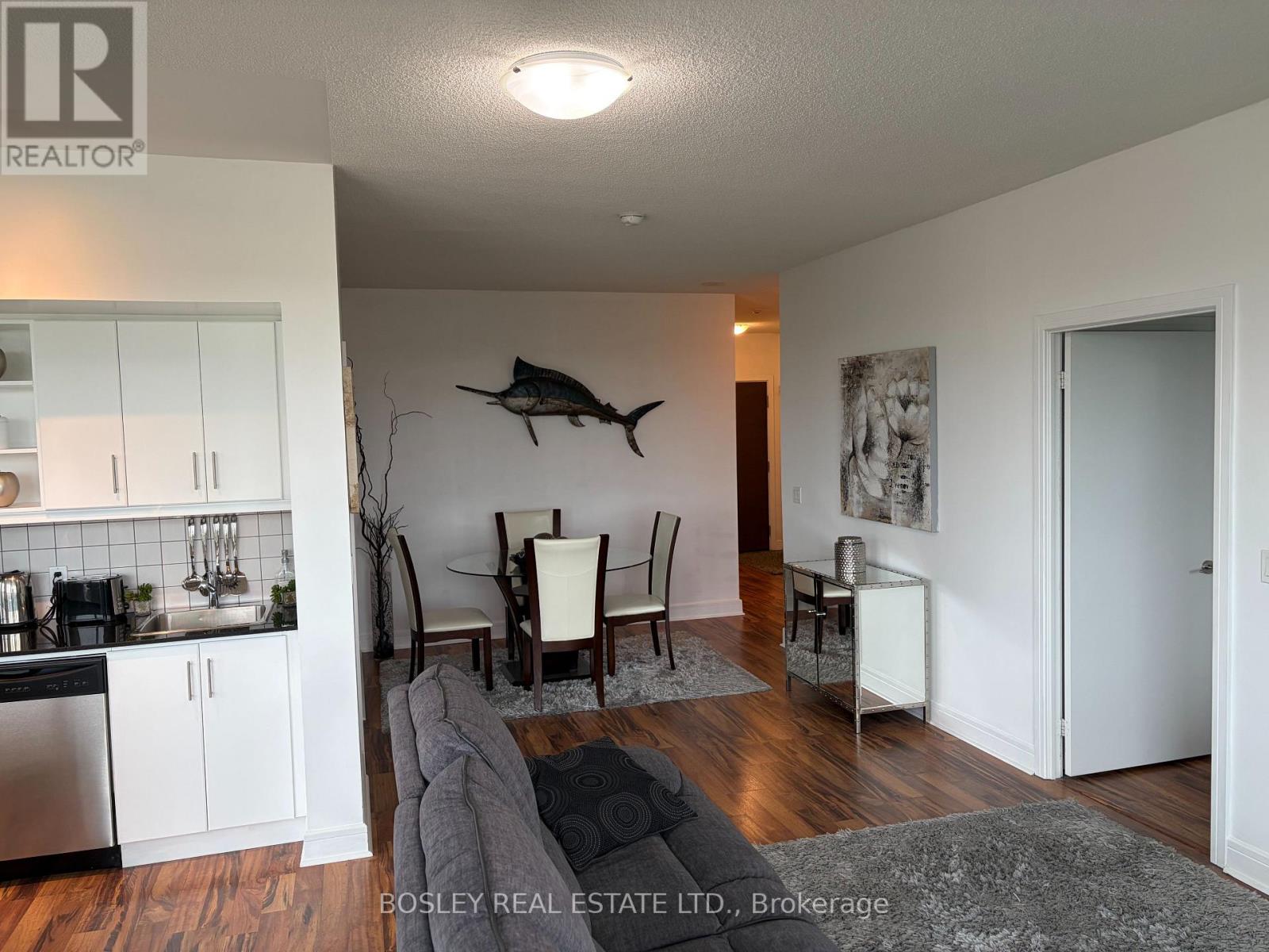 Lph 24 - 35 Brian Peck Crescent, Toronto, Ontario  M4G 0A5 - Photo 11 - C13063916