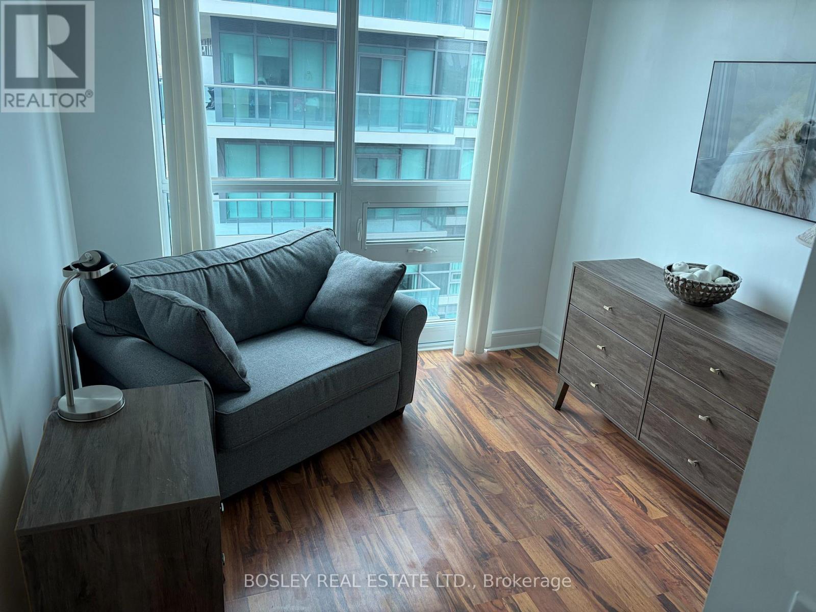 Lph 24 - 35 Brian Peck Crescent, Toronto, Ontario  M4G 0A5 - Photo 15 - C13063916