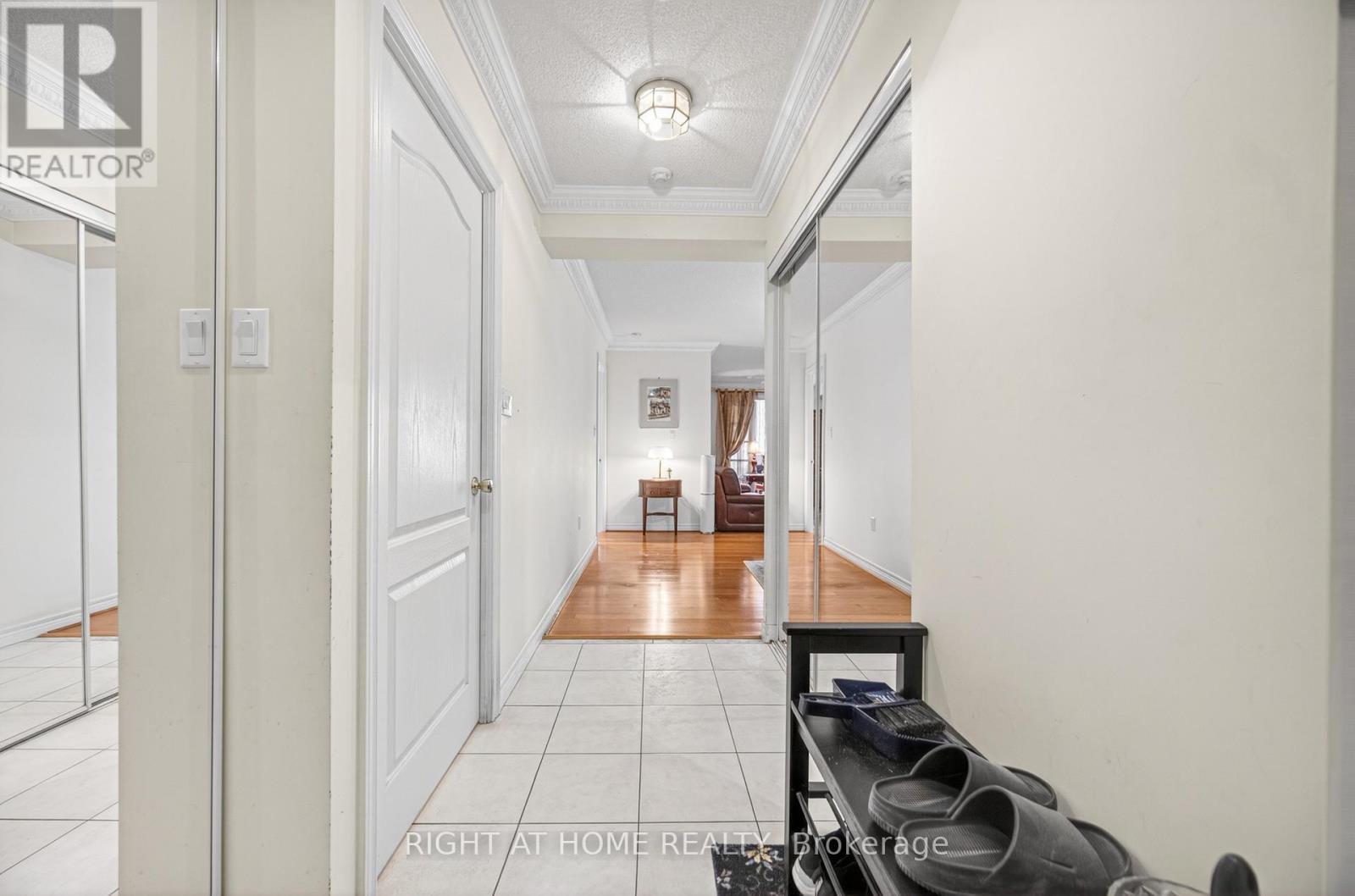 905 - 88 Grandview Way, Toronto, Ontario  M2N 6V6 - Photo 9 - C13063974